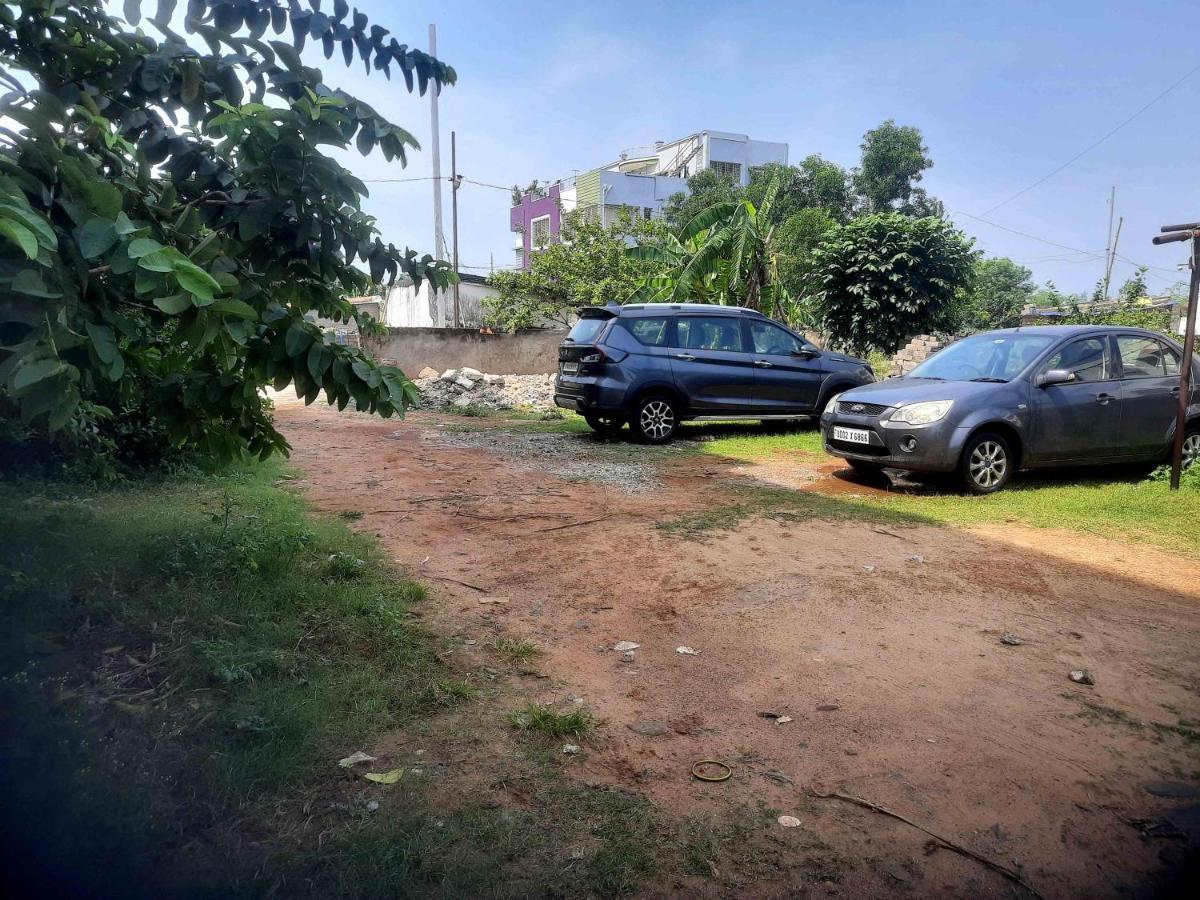Sublime Homestay Bhubaneswar Exterior foto