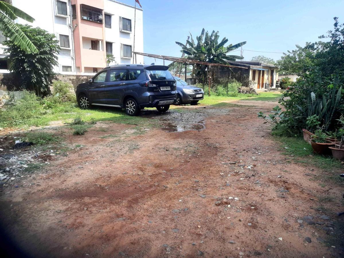 Sublime Homestay Bhubaneswar Exterior foto